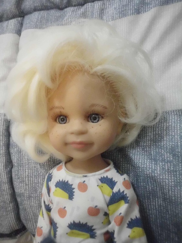 ADORABLE POALA REINA DOLL PLATNIUM BLONDE BLUE EYES TAGGED DRESS 13"