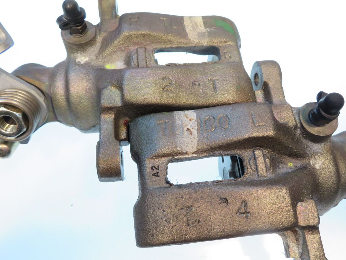 Rear Brake Calipers Fits Datsun Nissan 280ZX 1982-1983 43660 Rear Brake Calipers Fits Datsun Nissan 280ZX 1982-1983 43660