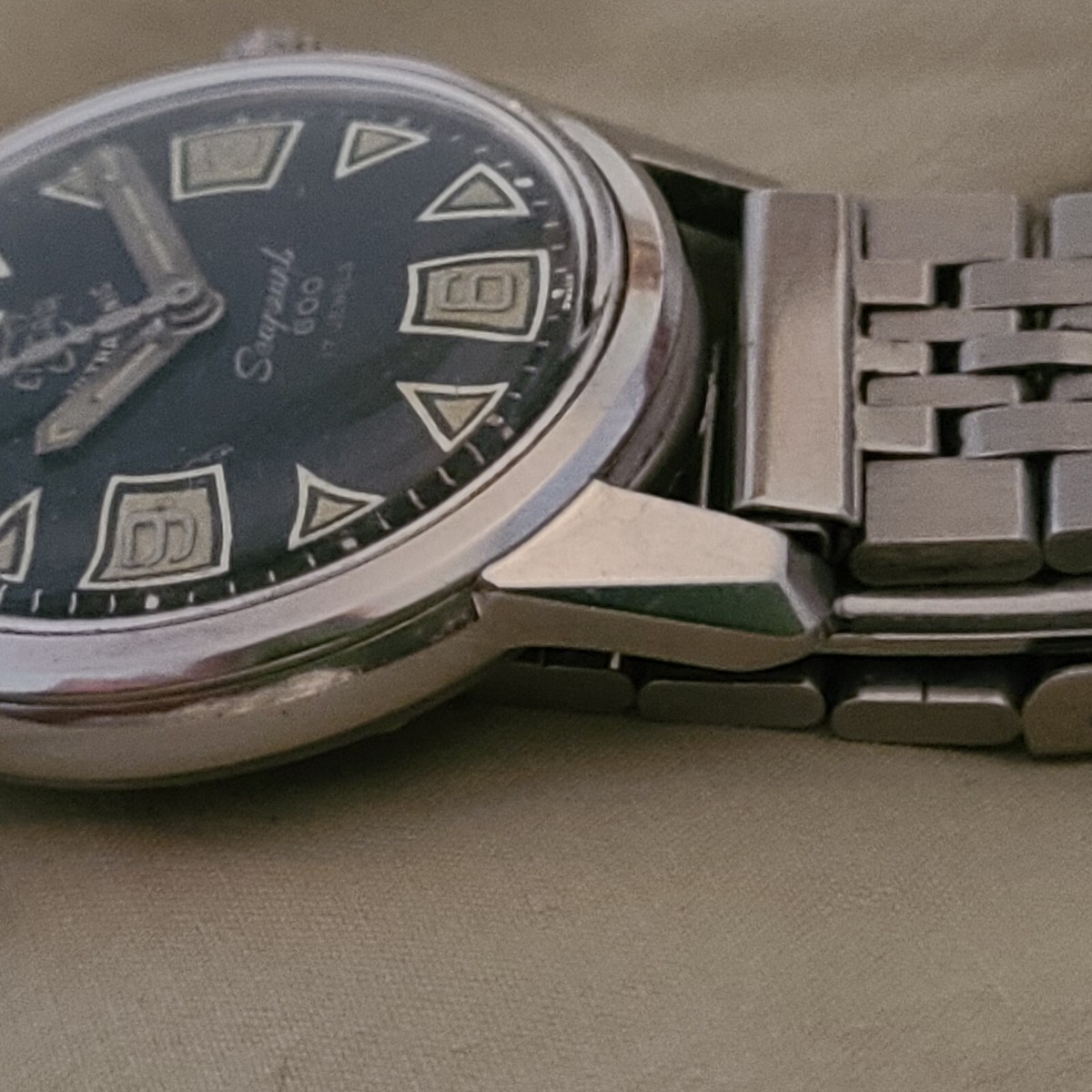 Vintage Enicar Sea Pearl 600 Dive Watch super Compressor EPSA case