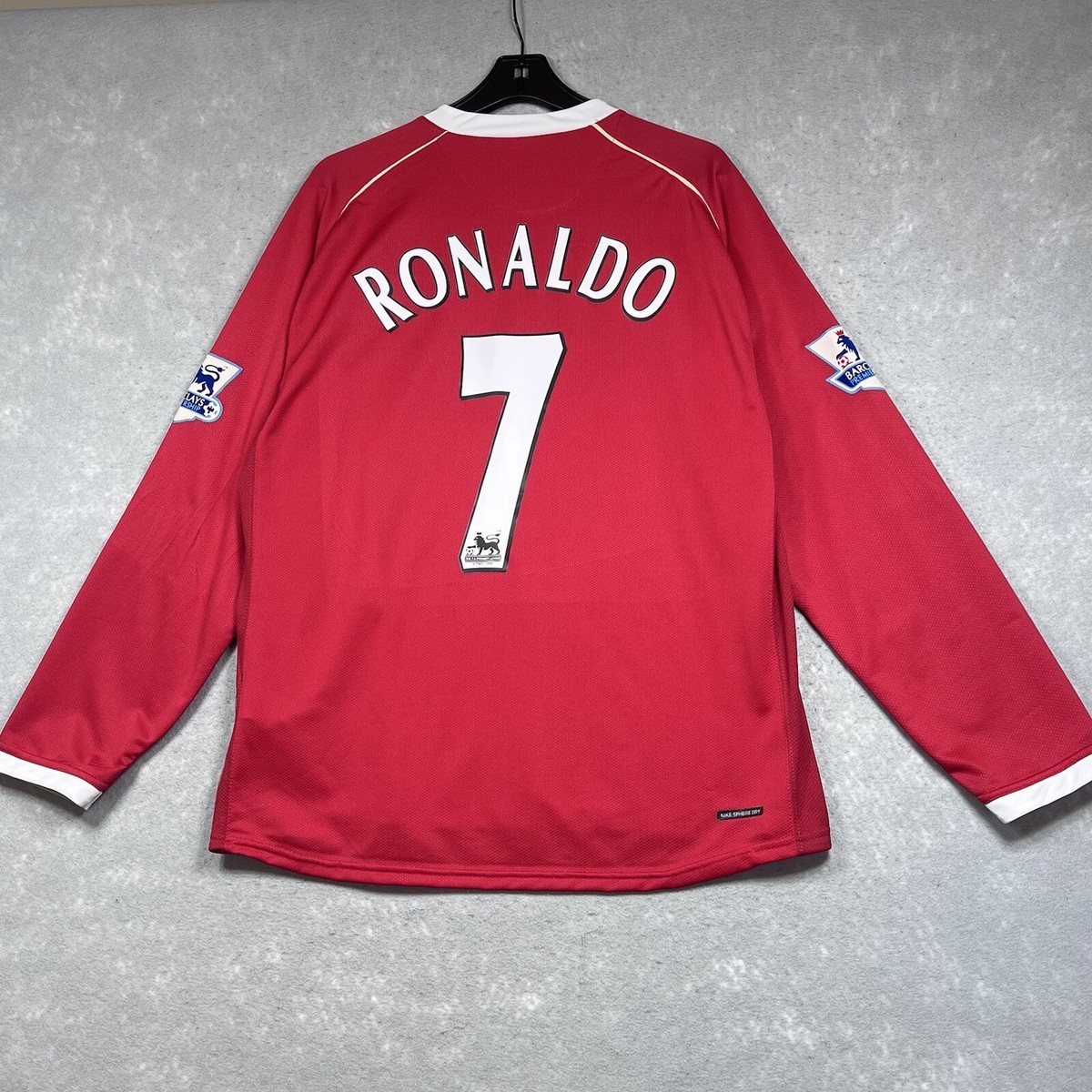 VTG Nike Cristiano Ronaldo Manchester United 06/07 Soccer Jersey