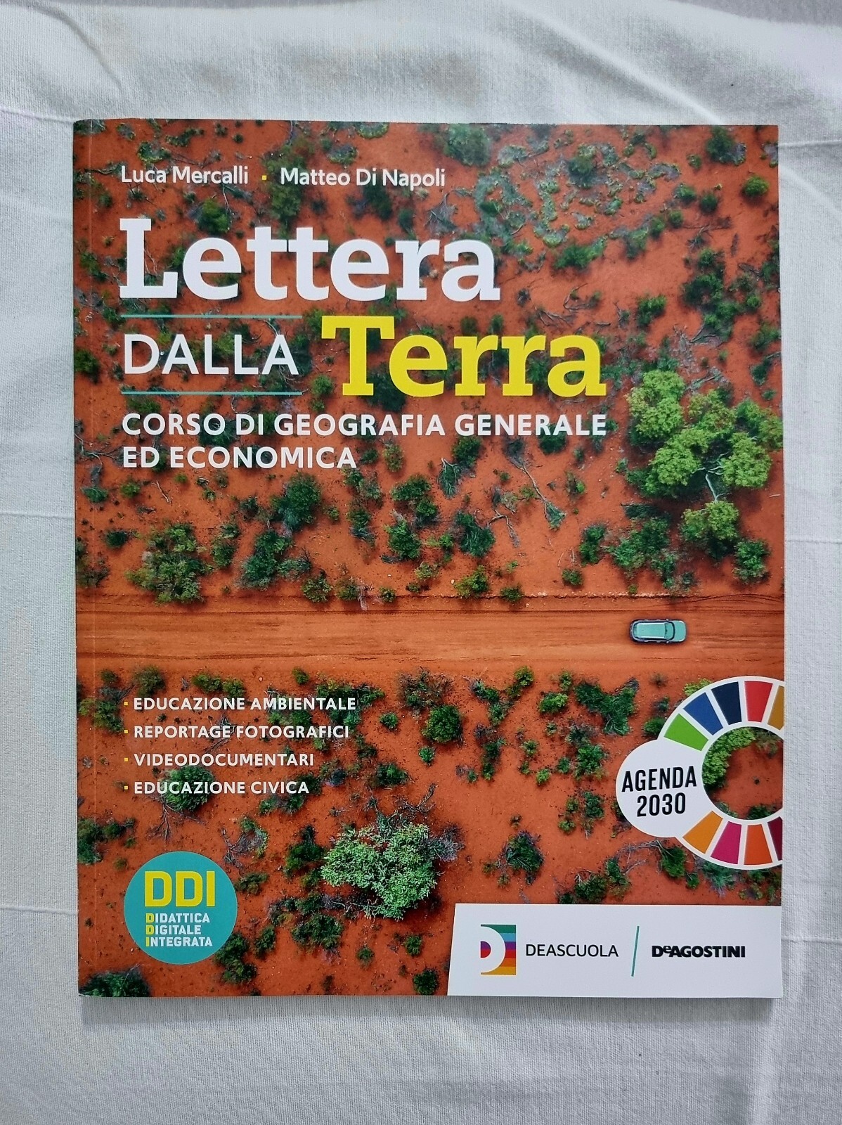 Lettera dalla Terra corso di geografia generale ed economia