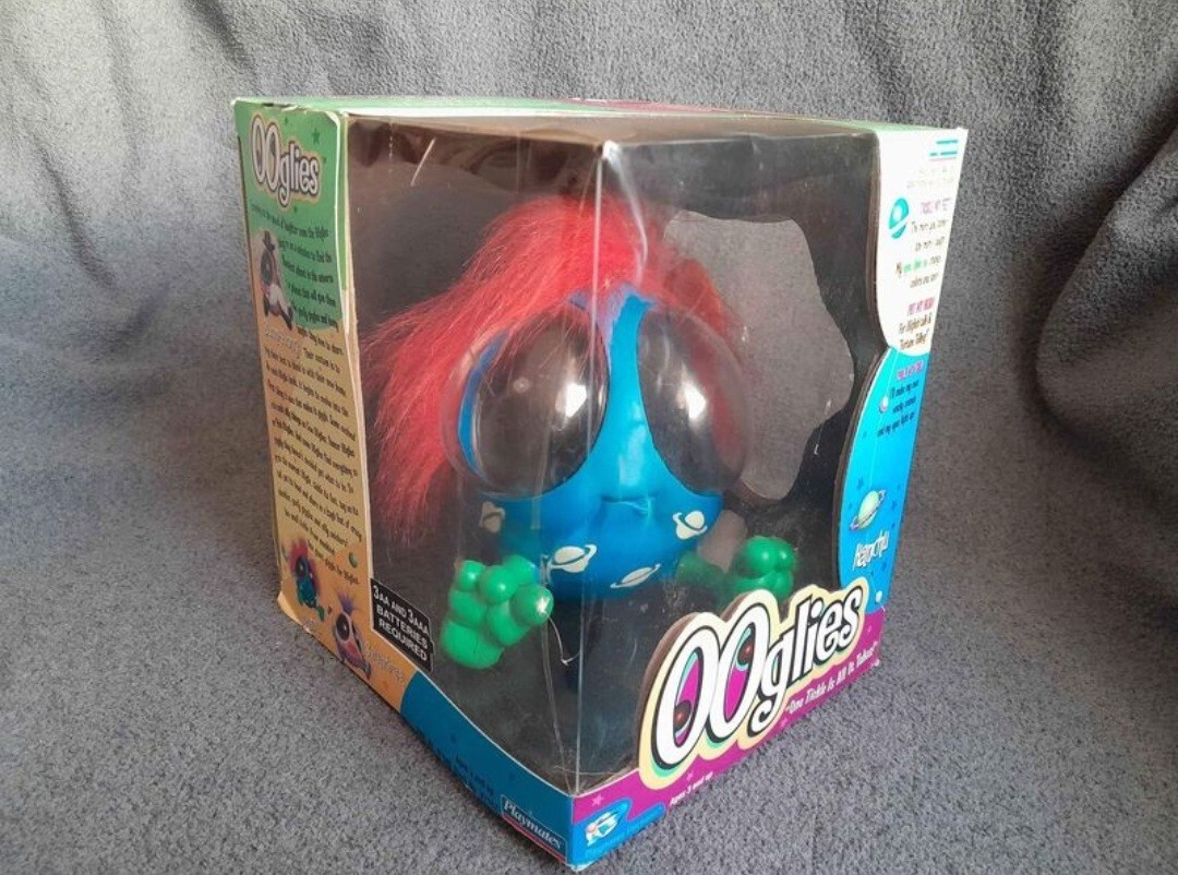 Rare Vintage NOS 1999 Playmates Electronic Ooglies Hanchu!