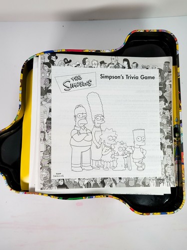The Simpsons Trivia Game 2000 Board Game in Collectors Tin with Cast Poster - Picture 4 of 4