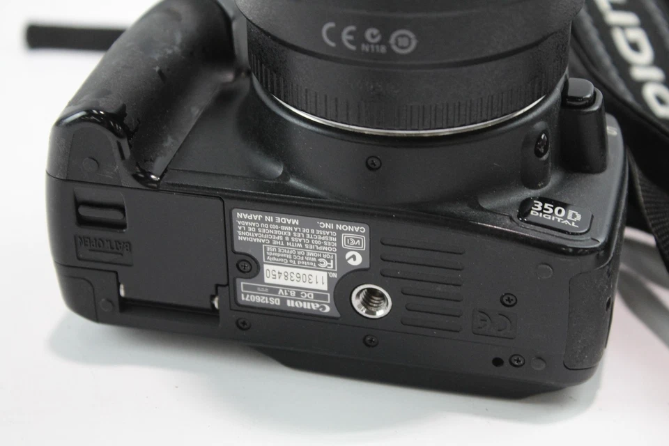 Canon 350D DSLR Digital Camera Working w/ Canon 70-300mm F/4-5.6 - Image 4 of 4