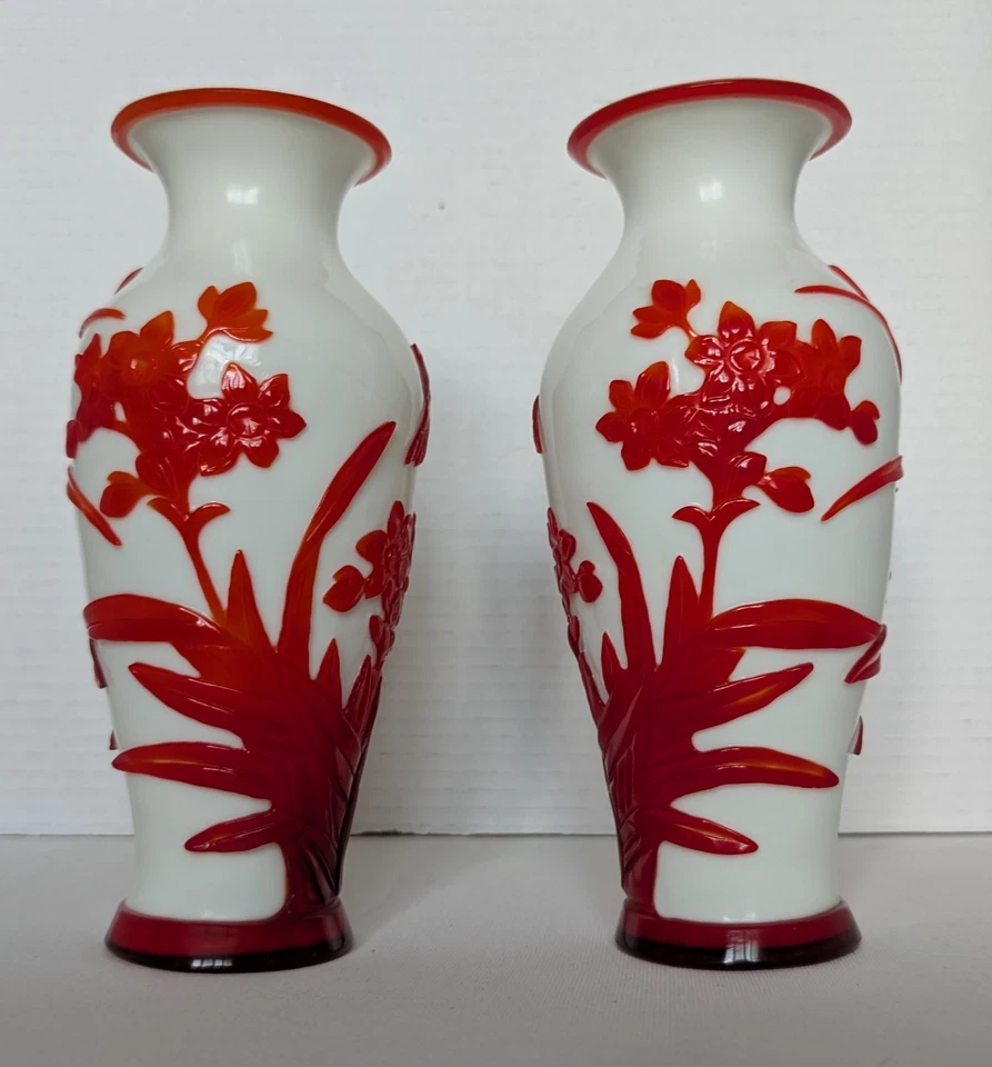 Jarrón de vidrio camafeo con superposición de vidrio chino de Pekín rojo blanco flores de pájaro Foto 2 de 4