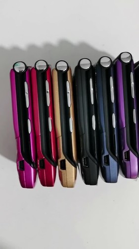 Unlocked - Motorola RAZR V3 2G vintage Mobile Phone Good Condition All colors - 第 1 支影片,共 1 支