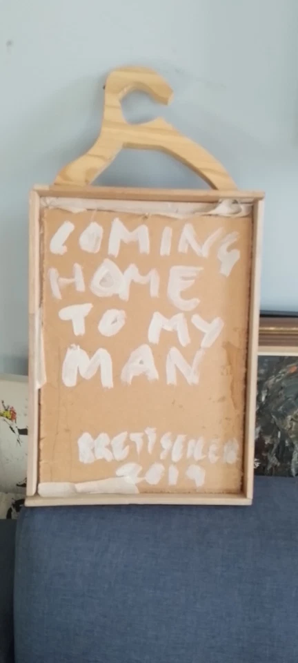 Brett Charles Seiler Coming Home To My Man ZA; medios mixtos madera/gráfico/aceite 2019 Foto 3 de 4