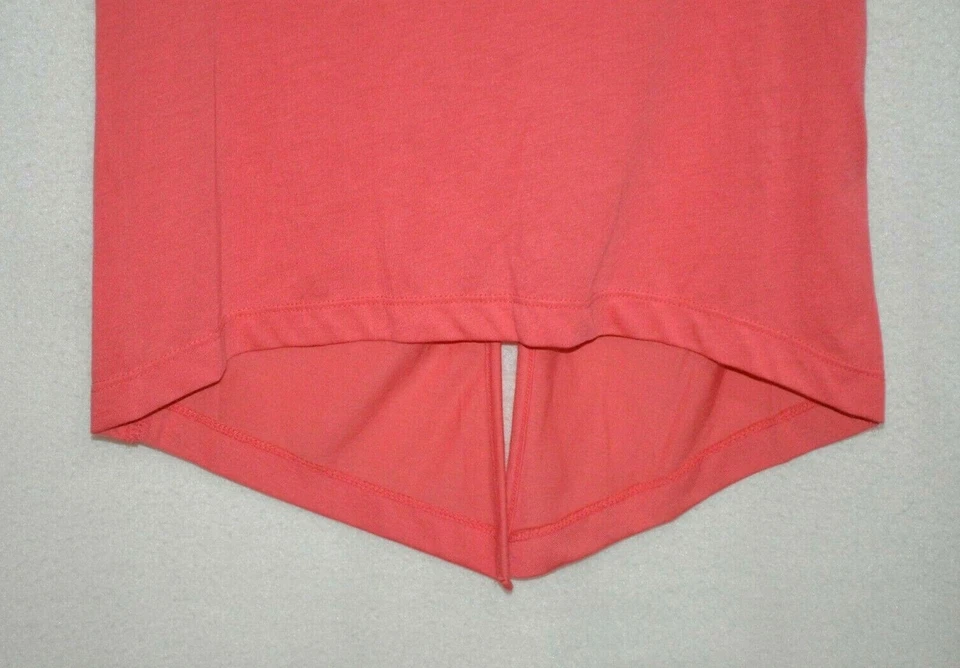 Camiseta Nike Big Girl Coral/Blanco Dividido Tail Core (AT3350-823) - Tallas S/M/L Nueva con Etiquetas Foto 3 de 4