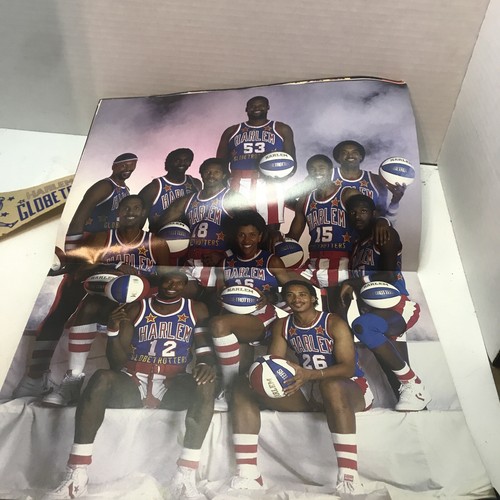 HARLEM GLOBETROTTERS Rare 60th Season PROGRAM - 1986! & Pendant On Pencil - Picture 6 of 8