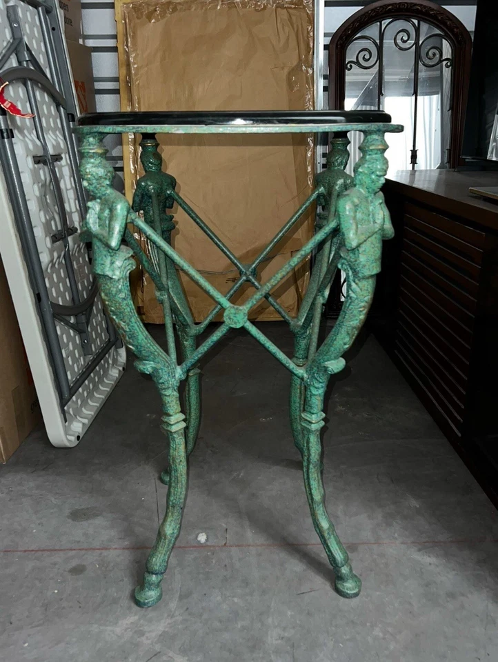 Викторианский винтажный декоративный педастальный/акцентный стол с металлическим основанием Praying Man - Изображение 4 из 4