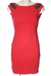 zara robe courte rouge