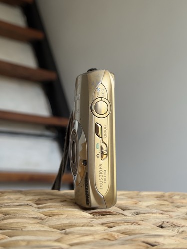 Canon IXUS 310 HS/IXY 31 Compact Digital Camera 12.1 MP Gold SD Card Touchscreen - Picture 4 of 14