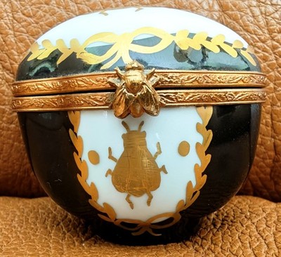 Exkl. Wunderschöne Limoges Pillendose antik Bienendekor Kobaltblaues Porzellan 