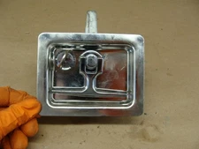 LOT OF 2 SOUTHCO STAINLESS STEEL FOLDING T HANDLE LATCHES W/KEYS