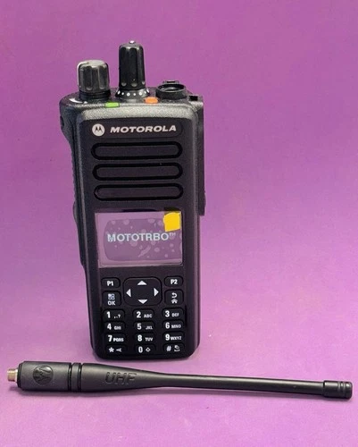Motorola XPR 7550 UHF 403-512Mhz Digital Radio AAH56RDN9KA1AN w/Battery