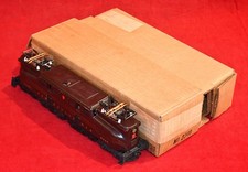 ORIGINAL LIONEL 2340 TUSCAN 5-STRIPE GG1 IN OB - POSTWAR -NO RESERVE