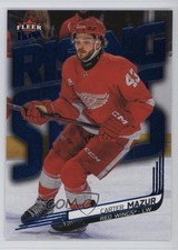 2025-26 Upper Deck Fleer Ultra Rising Stars Blue 32/35 Carter Mazur #RS-28 0e2d