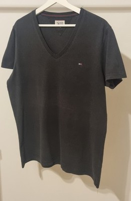 HILFIGER DENIM schwarzes Shirt  V-Ausschnitt Größe XL