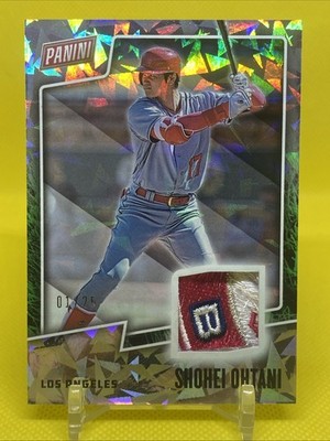 2019 Panini Father’s Day Shohei Ohtani Patch Logo Relic  Cracked Ice /25