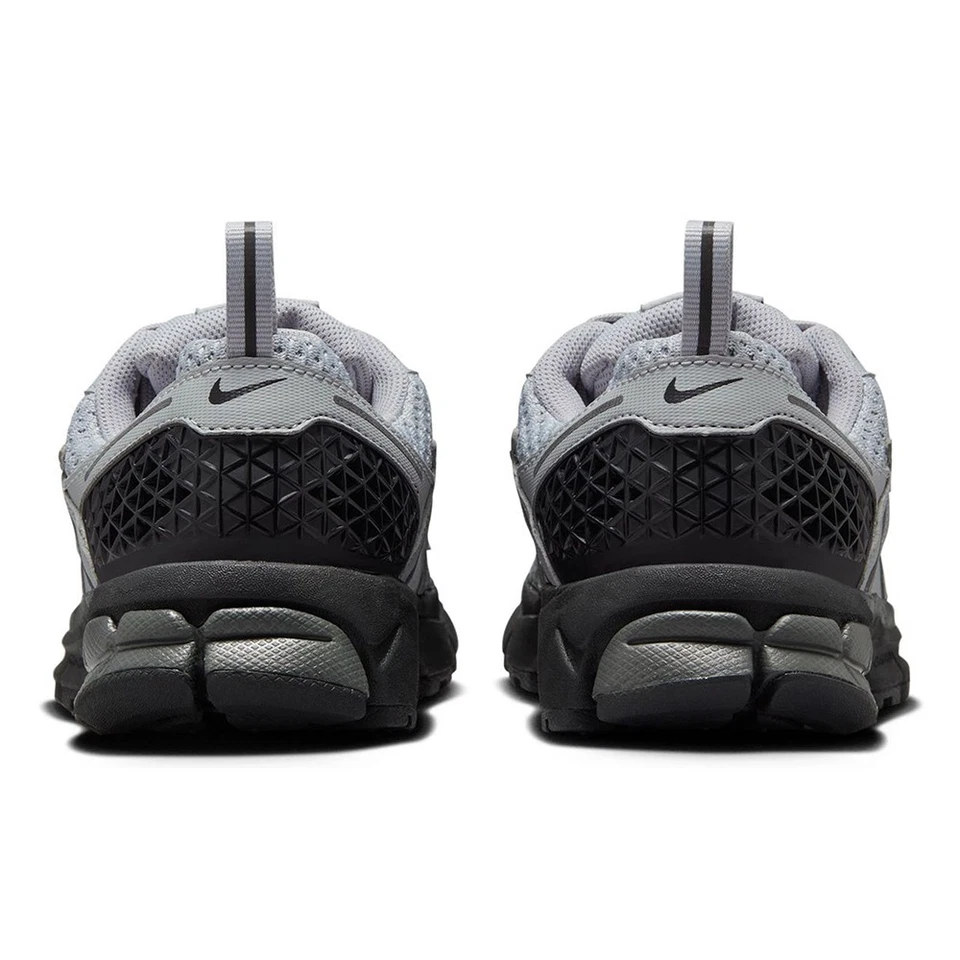 Nike Vomero 5 Wolf gris/blanco cumbre-negro para niños grandes (HV6421 001) Foto 4 de 4