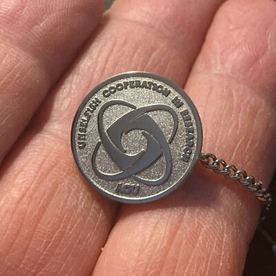 AGU American Geophysical Union .999 Silver Unselfish Cooperation in Research Pin