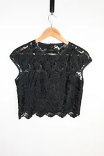 Robbie Cranfield  cropped lace top in black size UK10