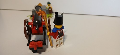 LEGO VINTAGE SET 6239 CANNON BATTLE UNBOXED WITHOUT INSTRUCTIONS - Picture 3 of 5