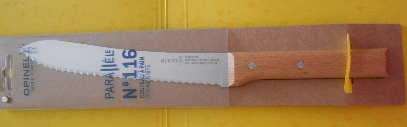 Couteau à pain Opinel N°116 lame dentelée en acier inoxydable de 21cm avec manche en hêtre