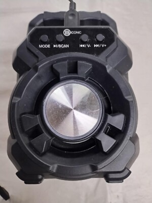 Blue tooth speaker good condition works Charger cord included