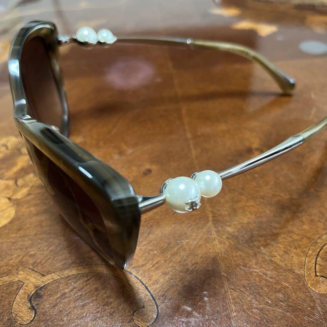 CHANEL Pearl Accent Sunglasses with Silver Case