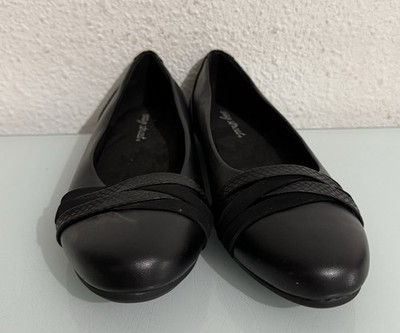Easy Street Women's Kylie Ballet Flat Size 9M