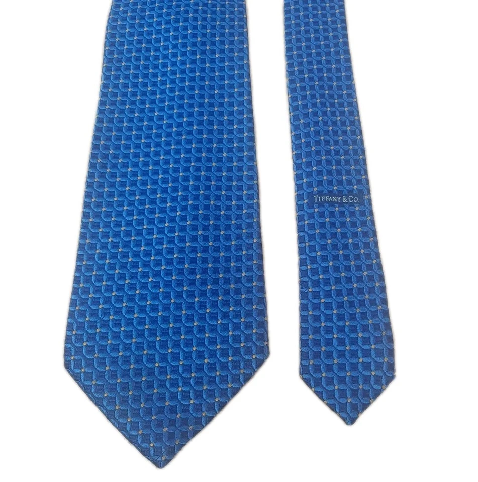 Corbata de cuello de seda italiana Tiffany & Co cuadrados geométricos puntos dorados azules 3,5" W 58" L Foto 4 de 4