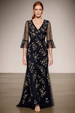 Aidan Mattox Beaded V Neck Gown Special Occasion 650 Navy Gold Floral Prom sz 4