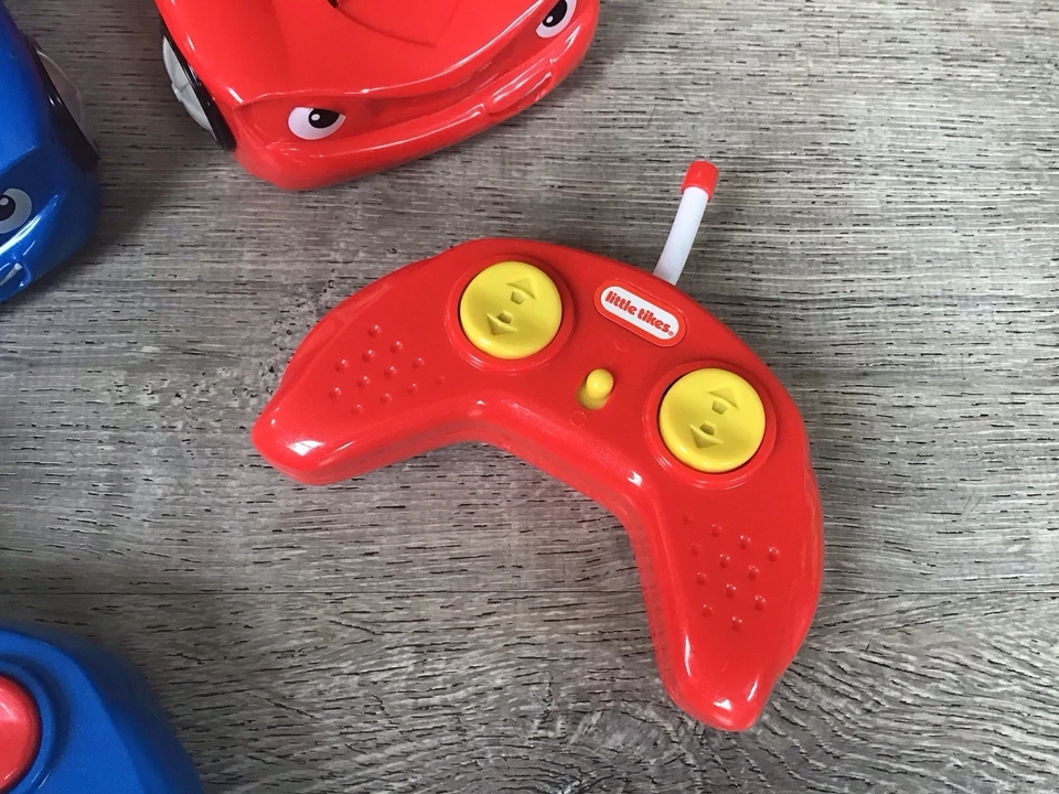 Little Tikes Remote Control Bumper Cars RC Wheelz Set of 2 Red Blue No Drivers - Image 3 of 4