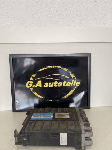 VW POLO II FL 1.8 B  ECU MOTORSTEUERGERÄT 0261200253  030906026A BOSCH