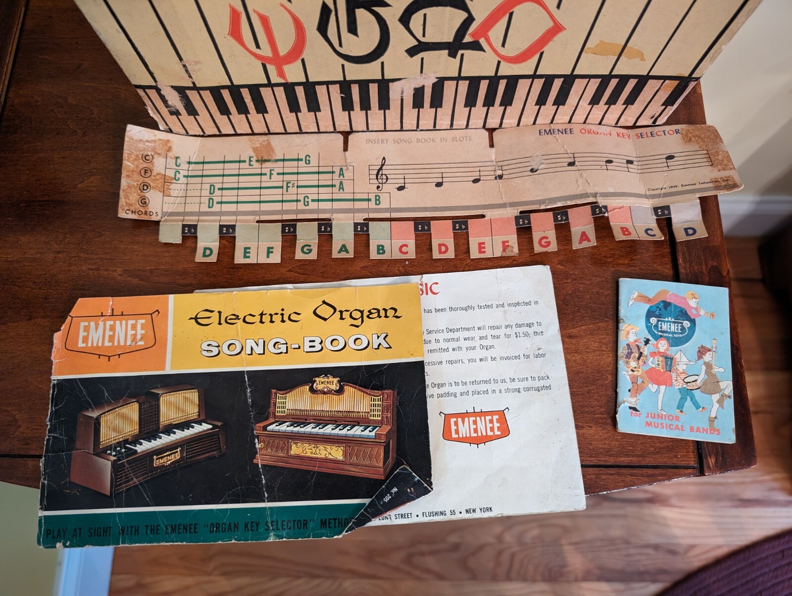 Vintage Emenee Electric Golden Pipe Organ Original Owner Excellent