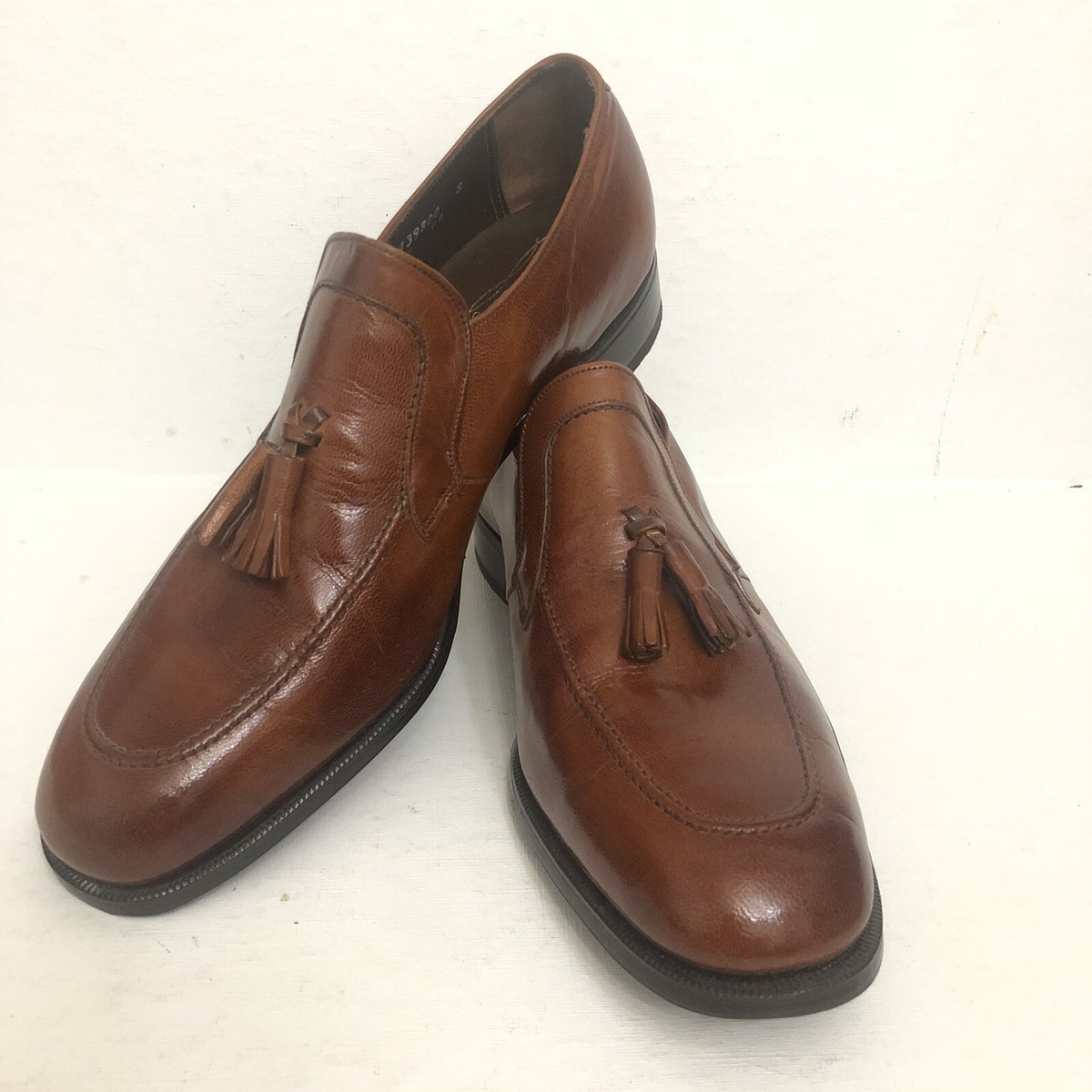 Florsheim Imperial Quality Men Slip On Tassel Loafers Size  display picture 2