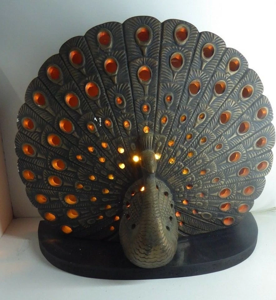 TACAKS POTTERY AUSTRALIAN STUDIO CERAMIC PEACOCK LAMP RETRO VINTAGE