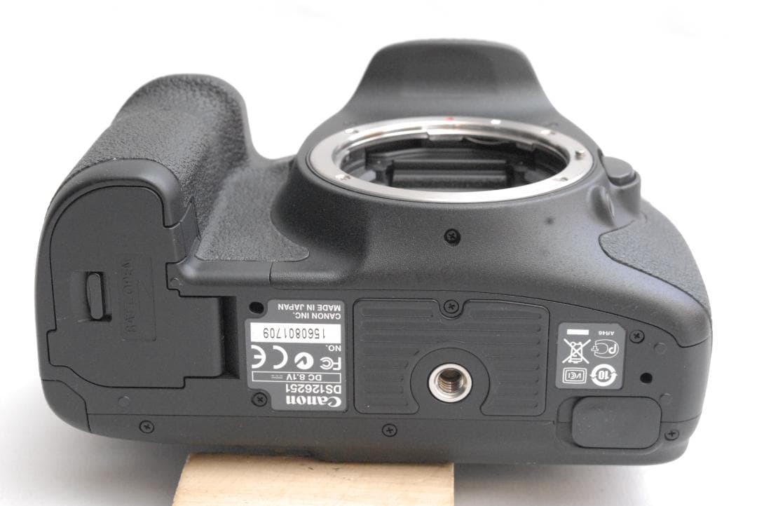 Canon EOS 7D Digital SLR Camera with EFS 18-55mm Lens Excellent Canon EOS 7D Digital SLR Camera with EFS 18-55mm Lens Excellent