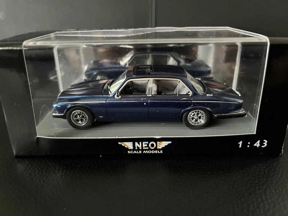NEO Jaguar XJ Daimler Double Six blue blau met. 1:43 OVP - Bild 2 von 3