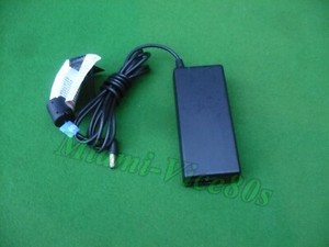 ORIGINAL ORIGINAL HP C8246A LAPTOP PSU NETZTEIL AC DC ADAPTER 19V 3,16 AMP