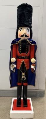 Rare 48   Wooden Nutcracker Holding 3 Mini Nutcrackers w/ Cape & Box 