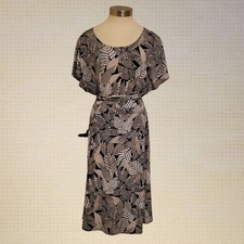 Ann Taylor Size 8 Black Batwing Sleeve Dress Leaf Print Waist Tie