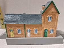 2006 Thomas  Friends Trackmaster Train Tank MAITHWAITE STATION Good
