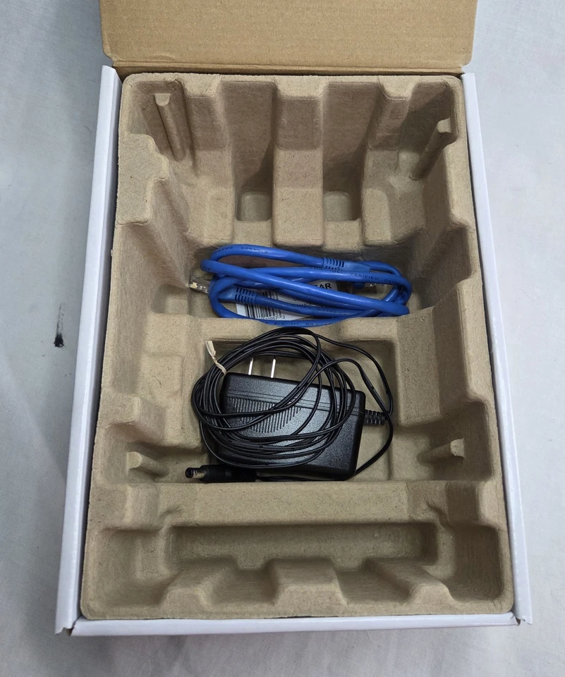 NETGEAR CM600 HIGH SPEED CABLE MODEM DOCSIS 3.0 - Image 4 of 4