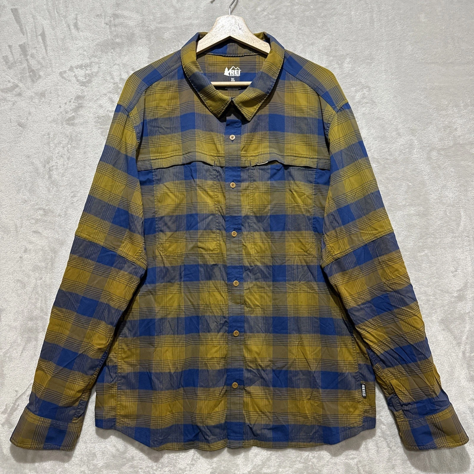 REI Co-op Sahara Plaid Button Down Shirt Mens Size XL Blue Yellow Stretch Hiking