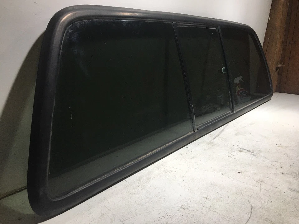 99-07 FORD F250 F350 REAR SLIDER SLIDING WINDOW GLASS CARLITEOEM FORD SUPER DUTY - Image 3 of 4