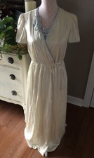 Vintage 2 Pc Pegnoir Set Gown  Robe M Ivory Blue Collectibles by JC Penney USA