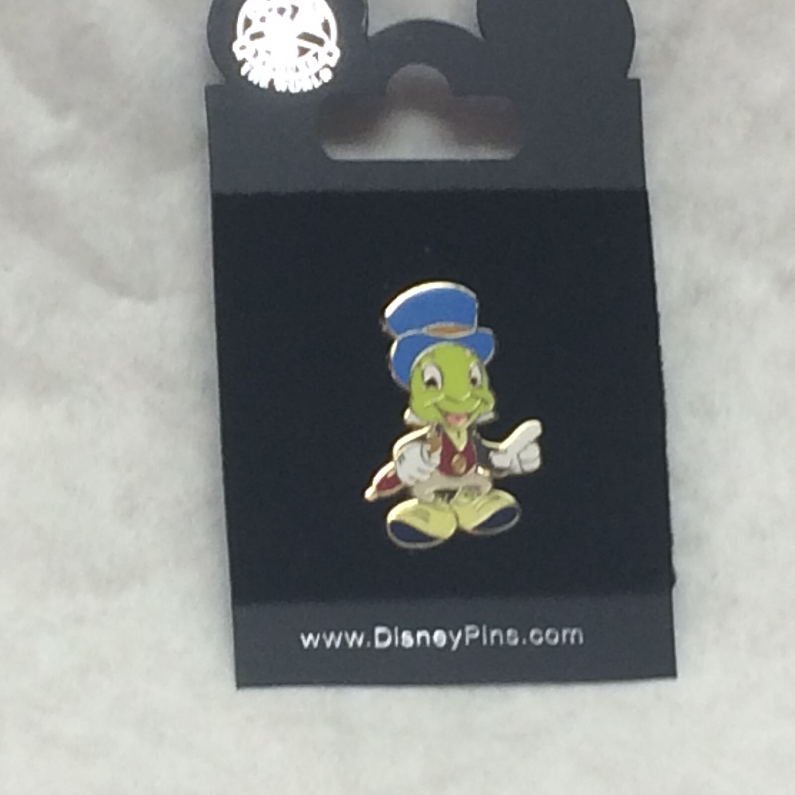 Walt Disney 2002 Official Trading Pin Pinocchio Jiminy Cricket Figure
