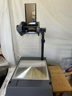 3M 2000 AG Overhead Portable Briefcase Projector - Foldable Compact Tested Works